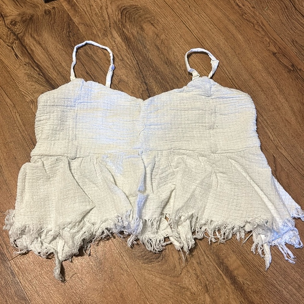White crop top